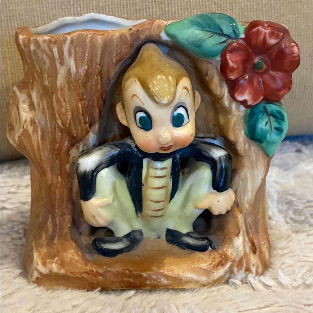 Vintage Acme Pixie Elf Gnome Tree Stump Planter